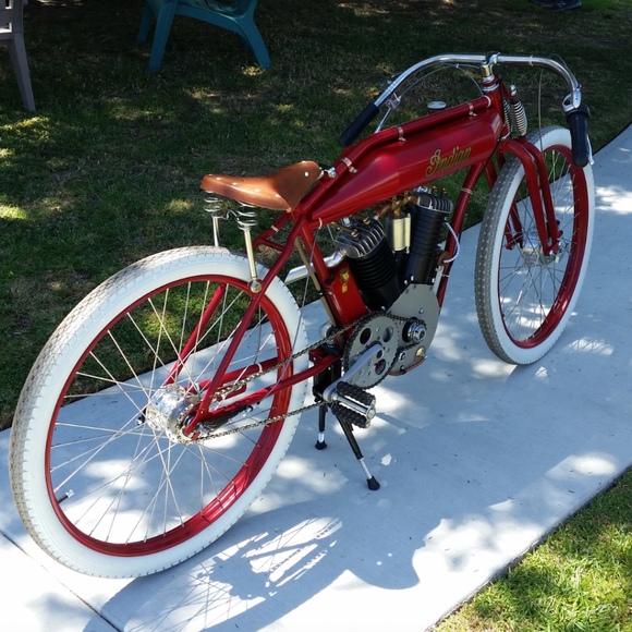 Profile Picture of John Blaty (@johnblaty) on Poshmark