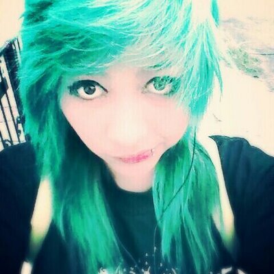 Profile Picture of Erendira Madrigal (@Sasha_ACore) on Twitter