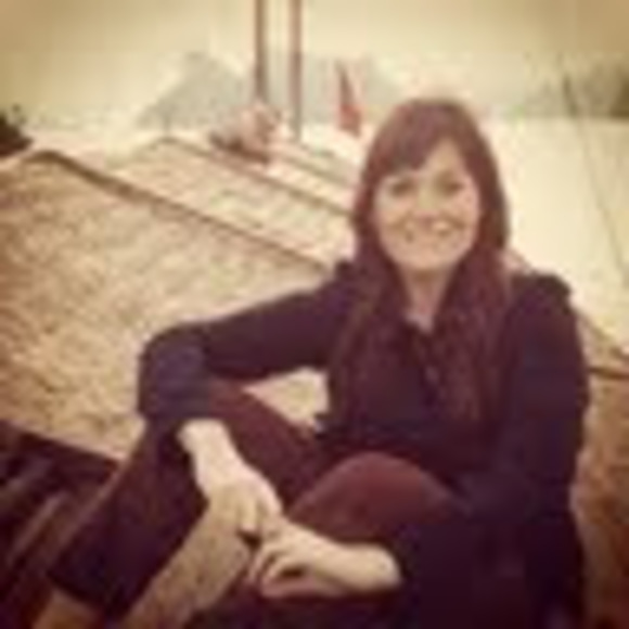 Profile Picture of Allison Ricks (@allijohouck27) on Poshmark