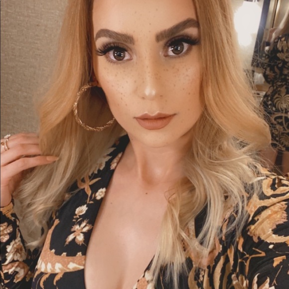 Profile Picture of Laura Payan (@laurapayan88) on Poshmark
