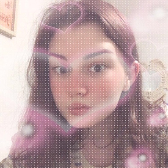 Profile Picture of Shannon Gleavy (@shannongleavy24) on Poshmark