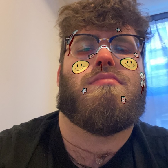 Profile Picture of Corey Hanson (@ceson93) on Poshmark