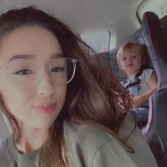 Profile Picture of Katelynn Phelps (@kfayphelps) on Poshmark