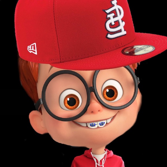 Profile Picture of Adrian Ontiveros (@adrianontive922) on Poshmark