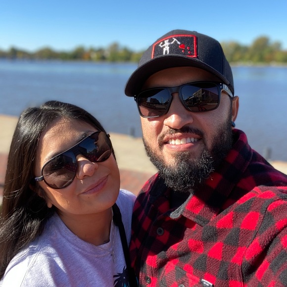 Profile Picture of Roman Ledesma (@romanledesma) on Poshmark