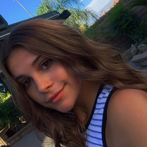 Nikki Archibald - Poshmark Profile Picture of Nikki Archibald (@nikkiraea03) on Poshmark