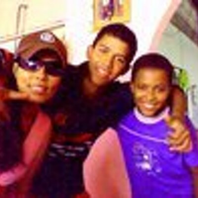 Profile Picture of Nancy Elena Restrepo (@nancyrestrepo) on Twitter