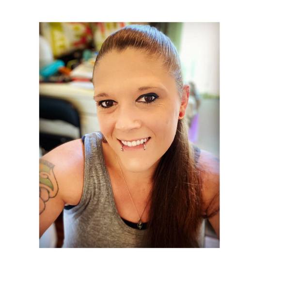 Profile Picture of Hallee Grether (@halleerenee) on Poshmark