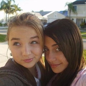 Profile Picture of Alice Lover (@peakaboopuppy02) on Myspace