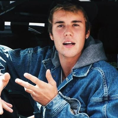 Profile Picture of Josie🍍 (@KnowinglyDrew) on Twitter