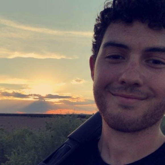 Profile Picture of Isaac Rosenblatt (@isaaczev) on Poshmark