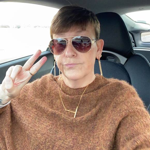 Profile Picture of Tonya Belcher (@aynot1005) on Poshmark