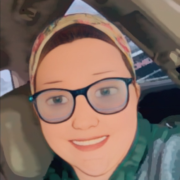 Profile Picture of Kayla Crawford (@stromywreak20) on Poshmark