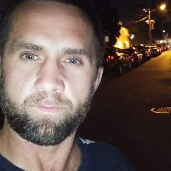 Profile Picture of Andrzej Wawryszko (@wawryszko) on Poshmark