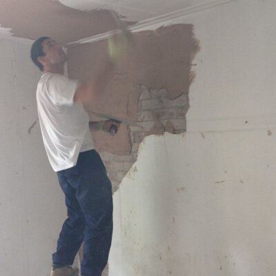 Profile Picture of Thomas Gorton (@tmgplastering) on Twitter