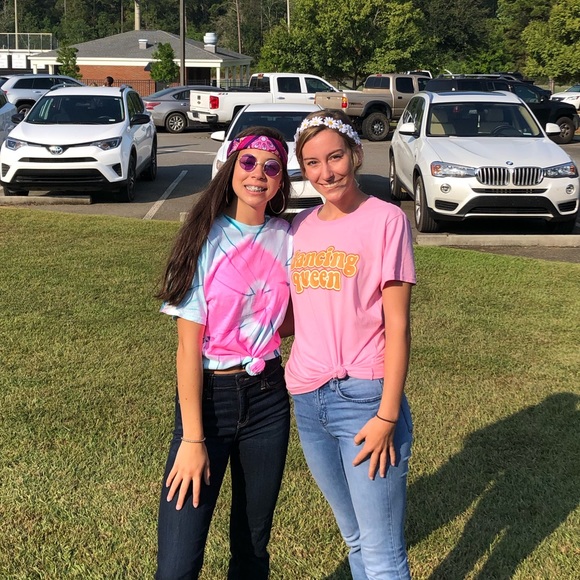 Profile Picture of Eliza Eiford (@elizaeiford) on Poshmark