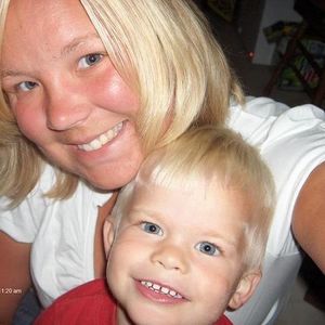 Profile Picture of Amy Koch (@mommyamy) on Myspace