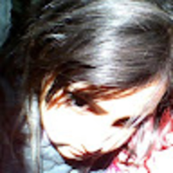 Profile Picture of Haneefah Rahmani (@haneefahawr) on Poshmark