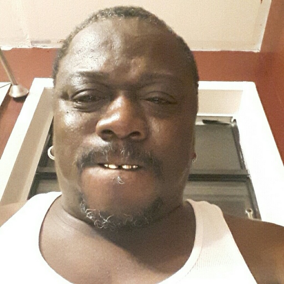 Profile Picture of Tony Addison (@tjkyla23) on Poshmark