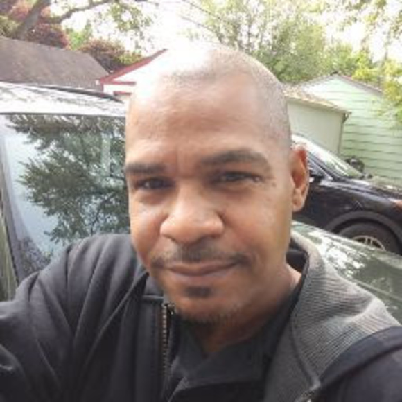 Profile Picture of James Greene (@jamesgreene412) on Poshmark