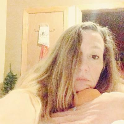 Profile Picture of Melody Ovadenko (@Melovade8) on Twitter