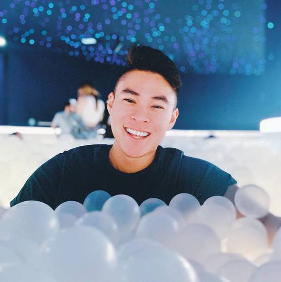 Profile Picture of Nicholas Lam (@nickyyyyyl) on Poshmark