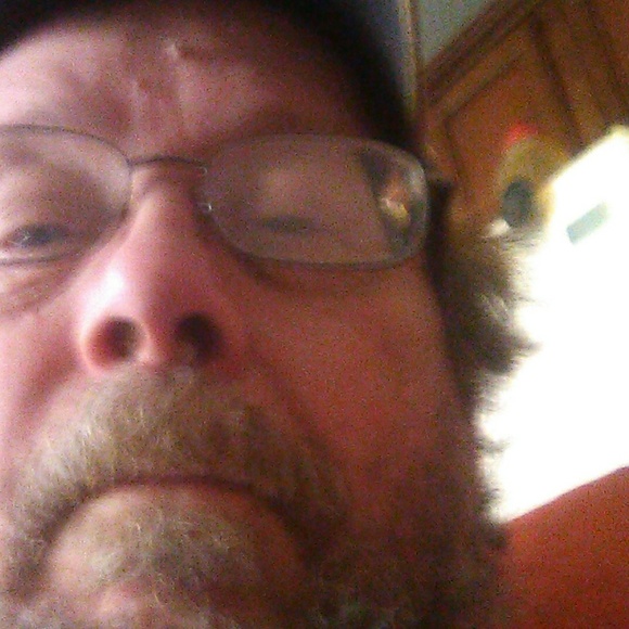 Profile Picture of Larry Byrd (@lb44210) on Poshmark