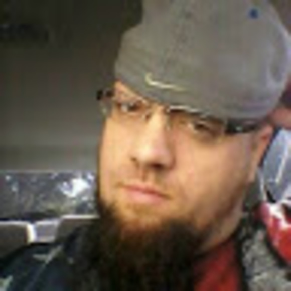 Profile Picture of Jason Elixson (@elixson09) on Poshmark