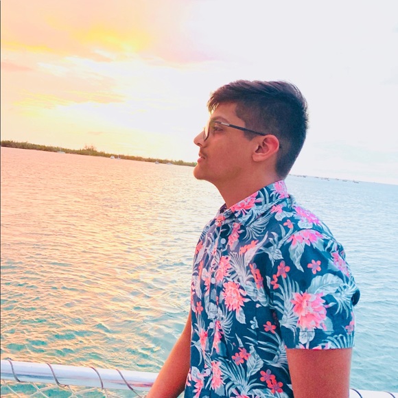 Profile Picture of Harsh Patel (@harsh524) on Poshmark