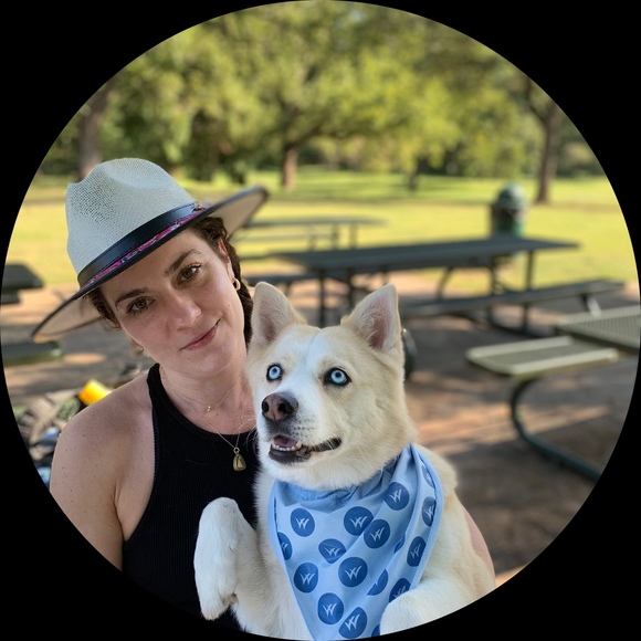 Profile Picture of Alex Grimm (@alexandragrimm) on Poshmark