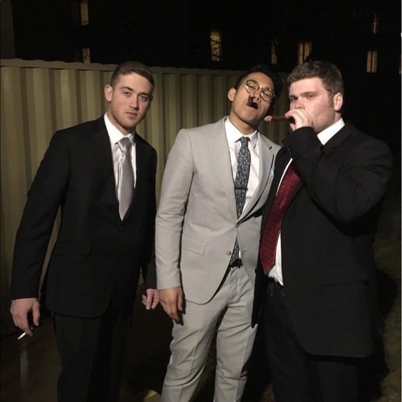 Profile Picture of Pete Amicarelli (@peteramicarelli) on Poshmark