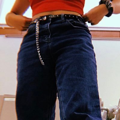 Profile Picture of *＊✿❀𝒥𝑒𝑒𝓀𝑜𝑜❀✿＊* (@alligatorangell) on Twitter