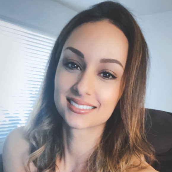 Profile Picture of Christine Probert (@christinerosep) on Poshmark