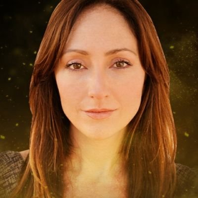 Profile Picture of Carmen Cusack (@Breznican) on Twitter