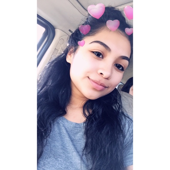 Profile Picture of Cindy Rodriguez (@xoalheli) on Poshmark