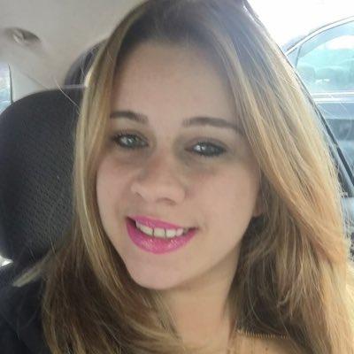 Profile Picture of Cindy Schneider (@cynthia12161985) on Twitter
