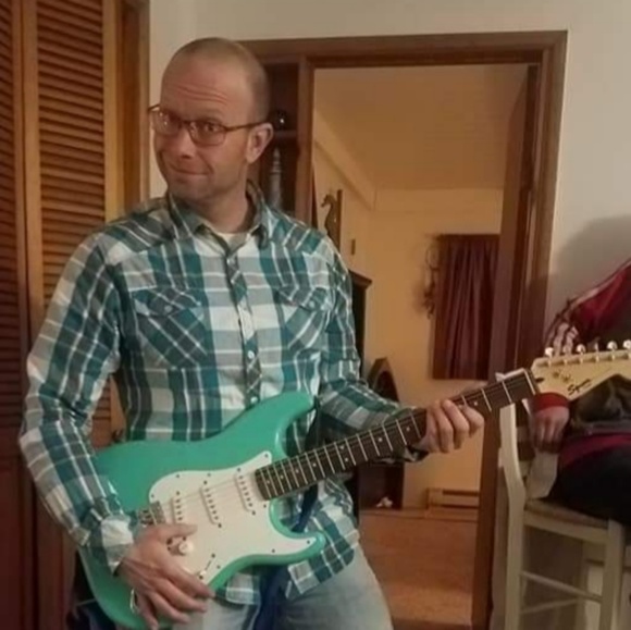 Profile Picture of Joel Allegretto (@gretto78) on Poshmark
