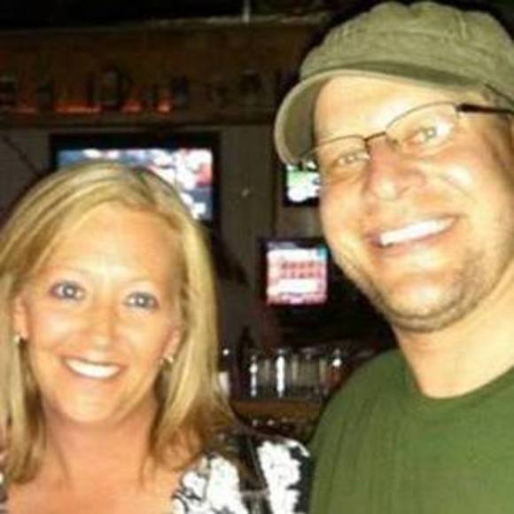 Profile Picture of Holly Scott (@hollyscott92199) on Poshmark