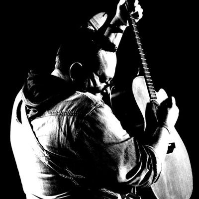 Profile Picture of Neil Beards (@BeardsNeil) on Twitter