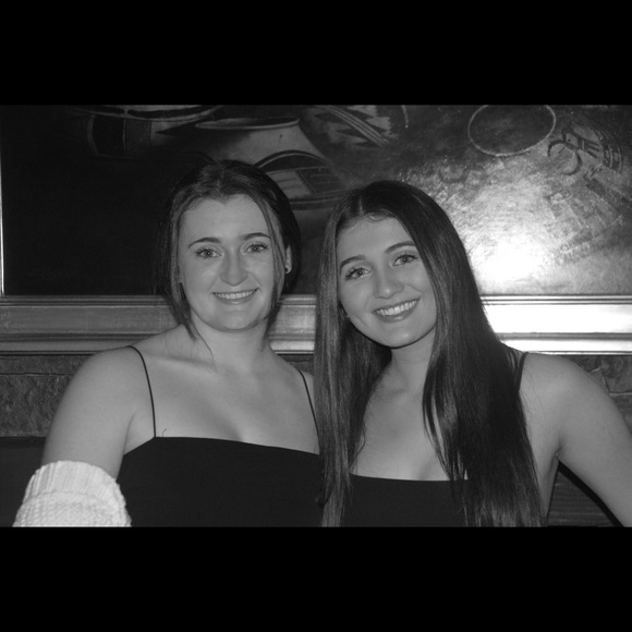 Francesca Foster - Poshmark Profile Picture of Francesca Foster (@ffoster24) on Poshmark