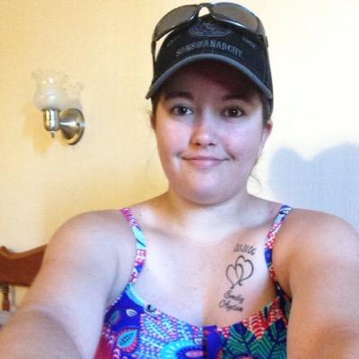 Profile Picture of Amanda Buckle (@buckle_amanda) on Twitter