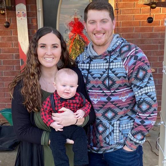 Profile Picture of Emily t. Oriley (@eoriley) on Poshmark