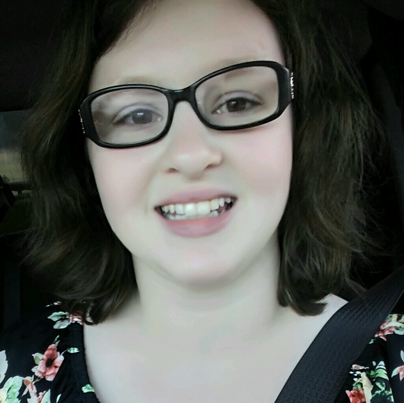 Profile Picture of Patty Trible (@ptrible) on Poshmark
