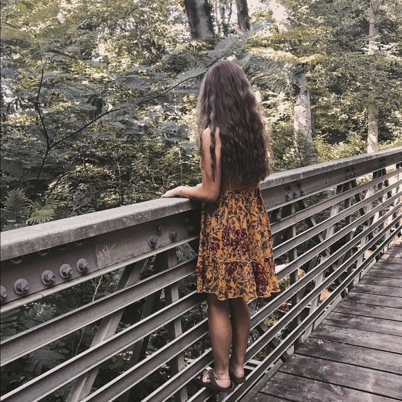 Profile Picture of Bella Caruso (@bellacarusoo) on Poshmark