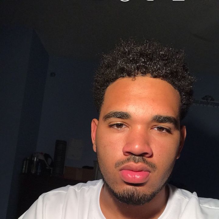 Profile Picture of Clinton Bell III (@clintonbelliii) on Tiktok