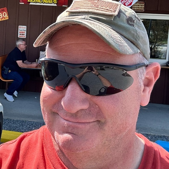 Profile Picture of Mark Crosby (@mark_a_crosby) on Poshmark