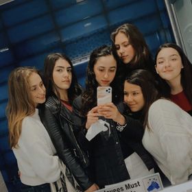 Profile Picture of Valeria Carrera Avalos (@valcarre04) on Pinterest