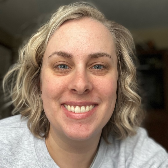 Profile Picture of Ashley Vratarich (@jab7017) on Poshmark