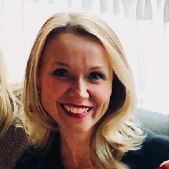 Profile Picture of Jennifer Higgins (@jenniferhigg522) on Poshmark