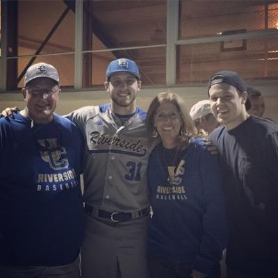 Profile Picture of Stephanie Dunyon (@StephanieDunyon) on Twitter